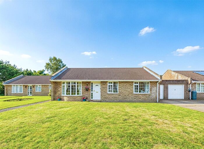 3 Bedroom Bungalow For Sale In Burtoncroft, Burton, Christchurch, Dorset, BH23