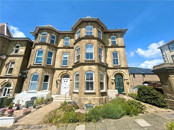 2 Bedroom Apartment For Sale In Alexandra Gardens, Ventnor, Isle Of Wight, PO38