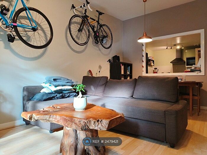 1 Bedroom Flat To Rent In Broadwalk, Birmingham, B1