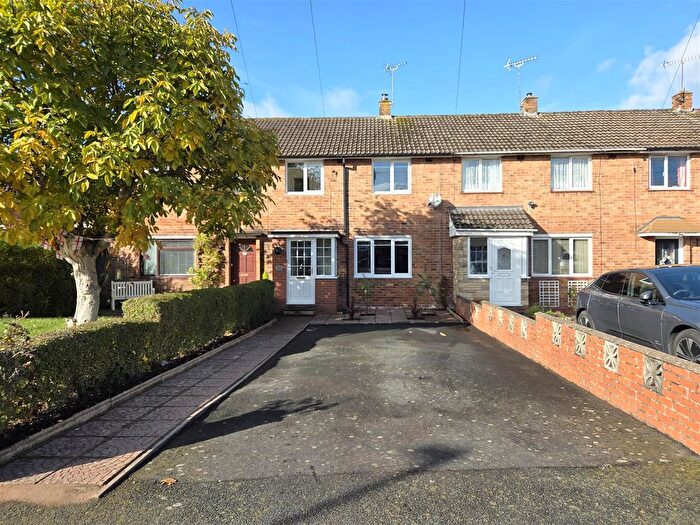 3 Bedroom Terraced House For Sale In Hermitage Way, Stourport-On-Severn, DY13