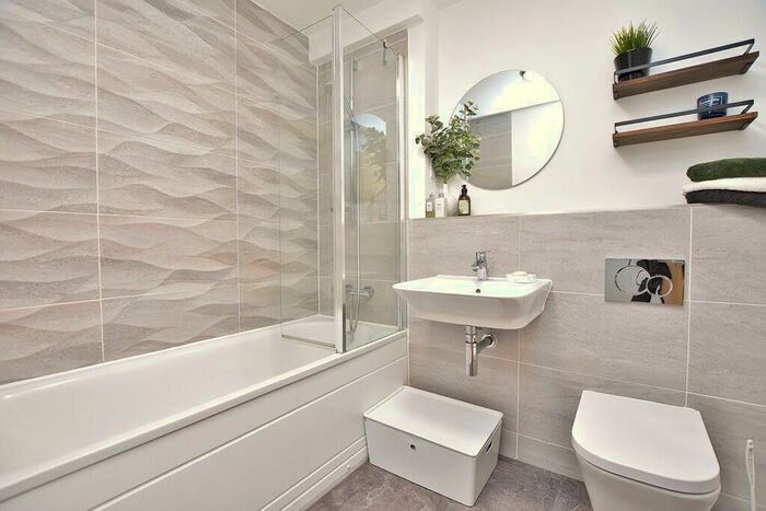 2 Bedroom Semi-Detached House For Sale In Shaughnessy Way, Houlton, CV23