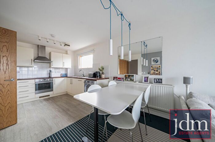 2 Bedroom Flat To Rent In Restell Close, London, SE3