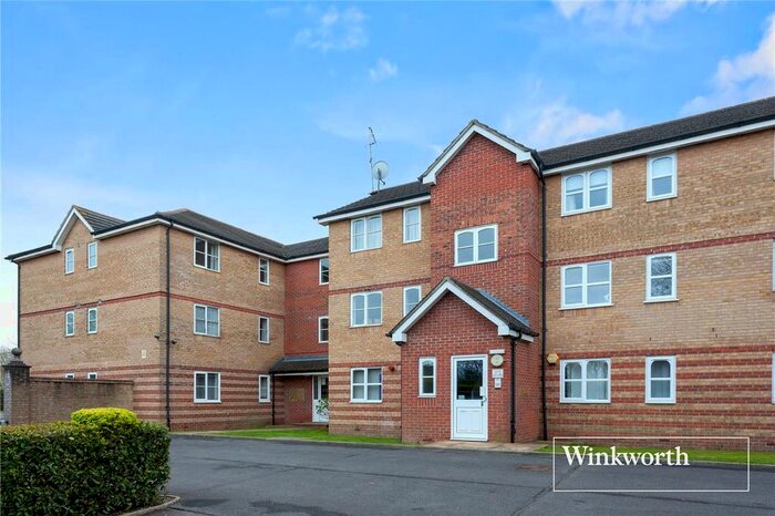 1 Bedroom Flat To Rent In Lucas Gardens, East Finchley, London, N2