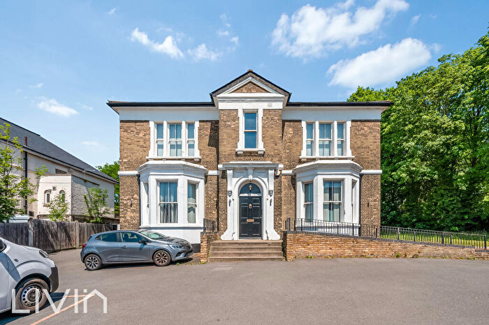 1 Bedroom Flat To Rent In Coombe Road, Croydon, CR0