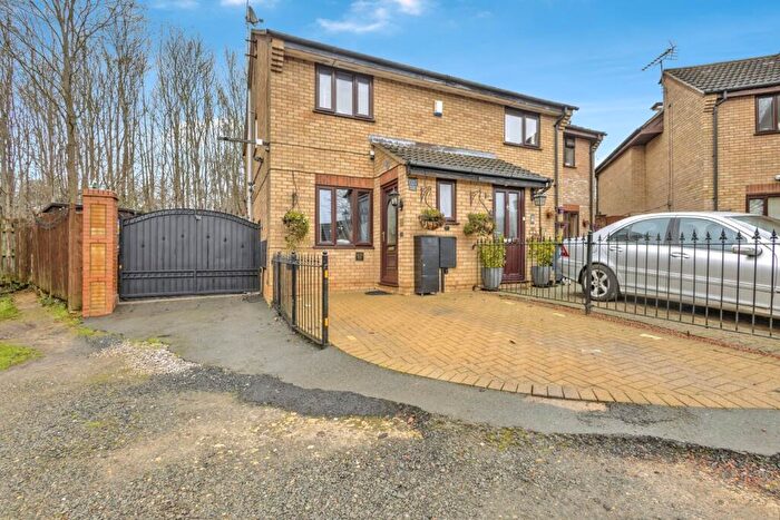 2 Bedroom Semi-Detached House For Sale In Watermeadow Drive, Northampton, Northamptonshire, NN3