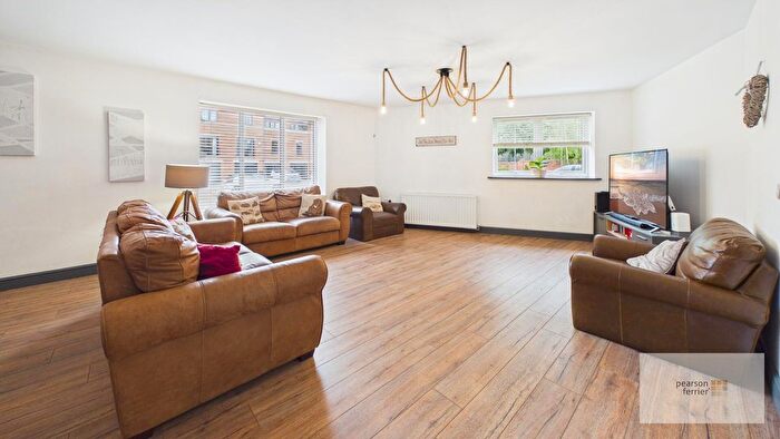 3 Bedroom Mews For Sale In Old Brewers Court, Walmersley, Bury, BL9