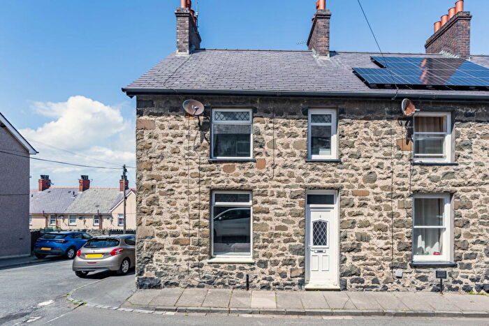 3 Bedroom End Of Terrace House For Sale In Erasmus Street, Penmaenmawr, LL34