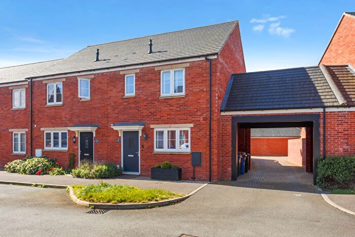 3 Bedroom Detached House For Sale In Bartlett Road, Bloxham, OX15