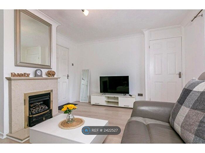 2 Bedroom Semi-Detached House To Rent In Walkern Road, Stevenage, SG1