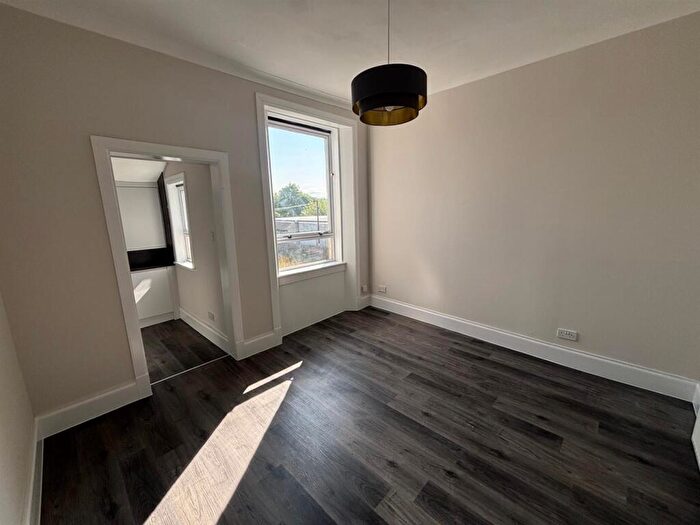 1 Bedroom Flat To Rent In Bellshill Road, Motherwell, ML1