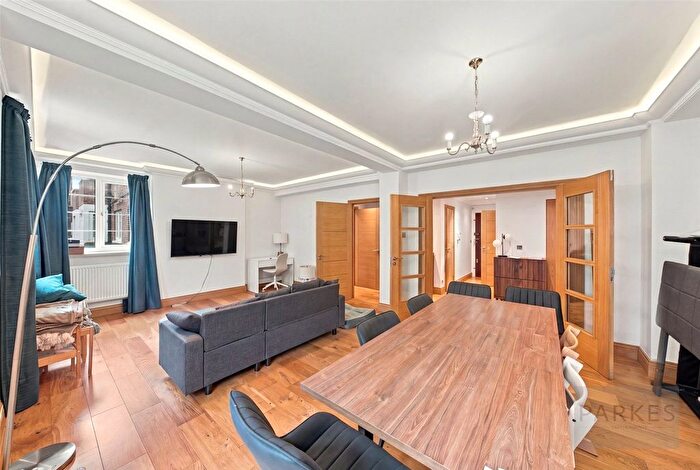 3 Bedroom Flat For Sale In Pembroke Road, Kensington, London, W8