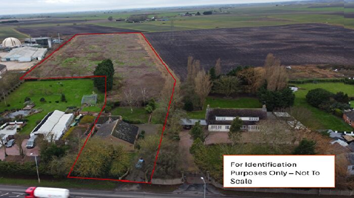 3 Bedroom Detached Bungalow For Sale In Wisbech Road, March, PE15