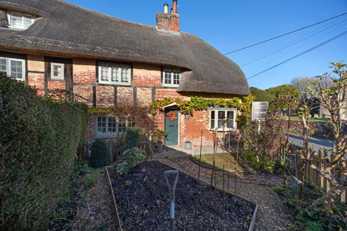 2 Bedroom Cottage For Sale In Chandlers Lane, Bishop's Cannings, Devizes, Wiltshire, SN10