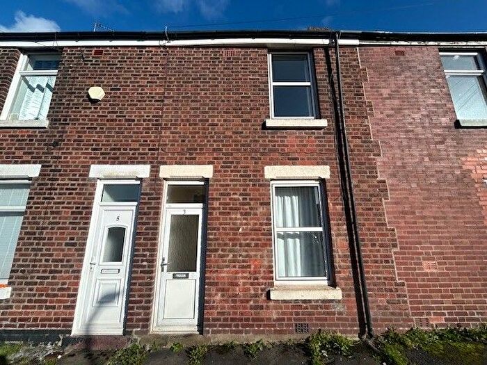 2 Bedroom Property To Rent In Best Street, Preston, PR4