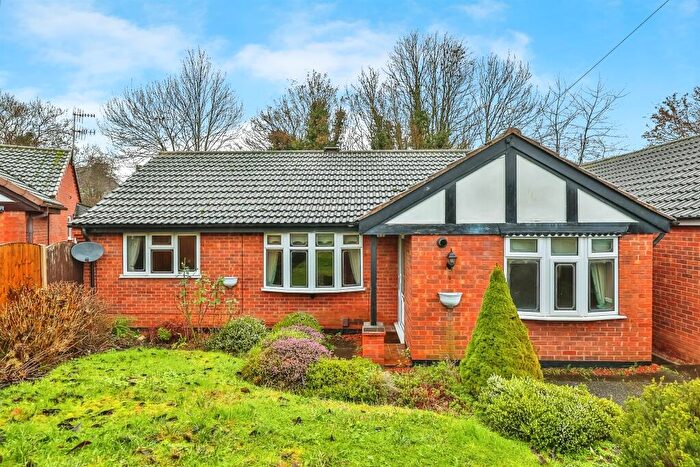 3 Bedroom Detached Bungalow For Sale In Henshaw Place, Ilkeston, DE7