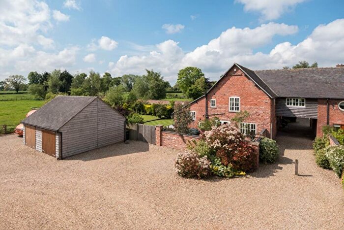 4 Bedroom Barn Conversion For Sale In Long Lane, Calveley, CW6