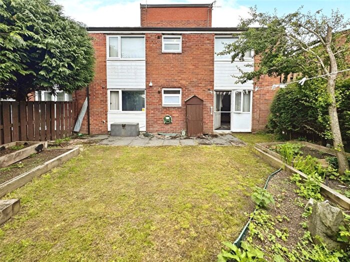 1 Bedroom Flat For Sale In Tarlswood, Skelmersdale, Lancashire, WN8