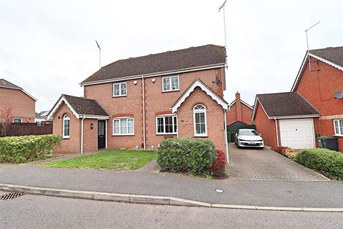 2 Bedroom Semi-Detached House To Rent In Rushmoor Drive, Braintree, CM7