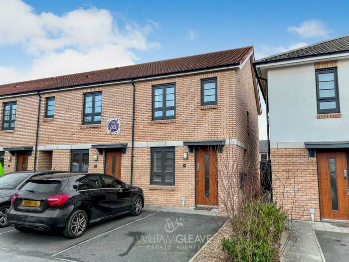 2 Bedroom House To Rent In Bentley Avenue, Buckley, CH7