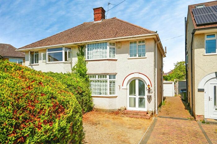 3 Bedroom Semi-Detached House For Sale In Kelburne Road, Oxford, OX4