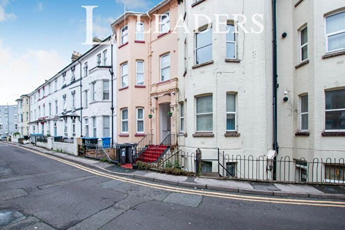 1 Bedroom Flat To Rent In Purbeck Road, Bournemouth, BH2