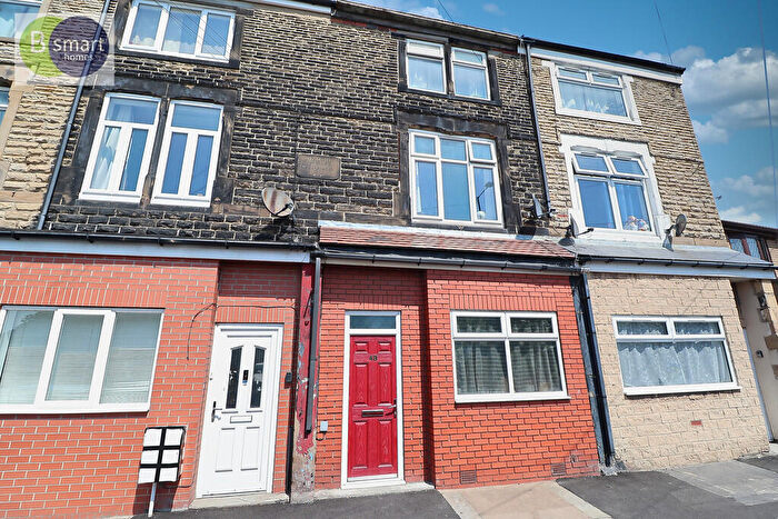 4 Bedroom Terraced House For Sale In Bank Street, Mexborough, S64