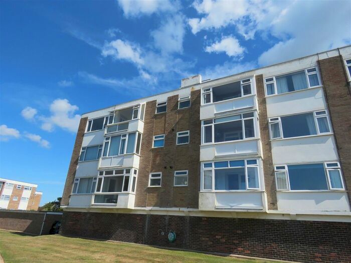 Property To Rent In Victoria Road, Milford On Sea, Lymington, SO41