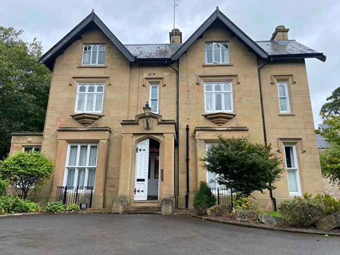 2 Bedroom Flat To Rent In Clarence Road, Bollington, SK10