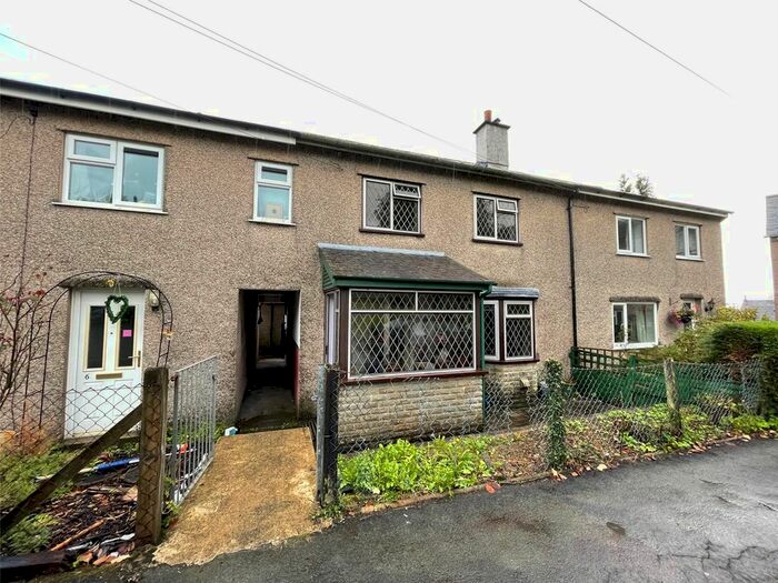 3 Bedroom Terraced House For Sale In Heulfryn, Aberangell, Machynlleth, Gwynedd, SY20