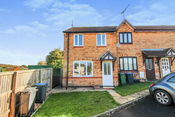 3 Bedroom End Of Terrace House To Rent In Squirrel Crescent, Royal Wootton Bassett, Swindon, SN4