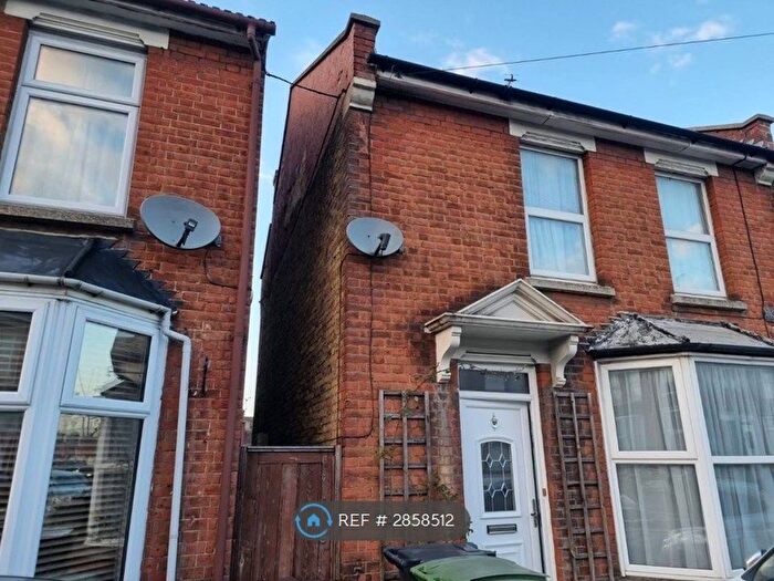 3 Bedroom End Terrace House To Rent In Sheals Crescent, Maidstone, ME15