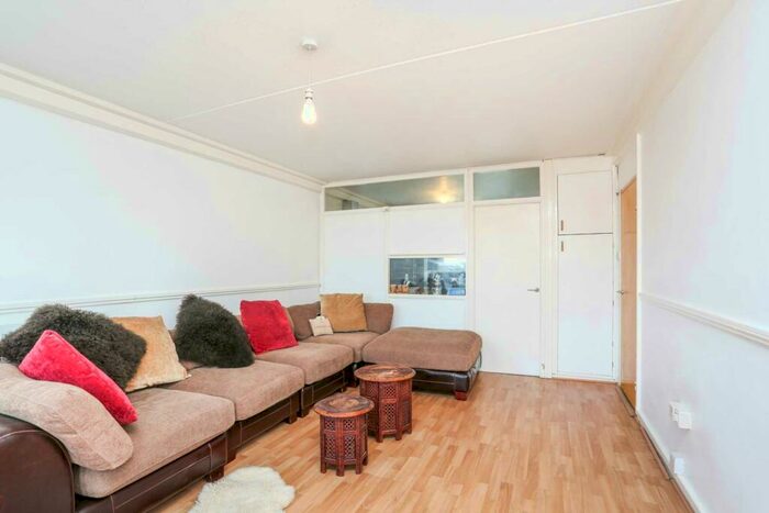 2 Bedroom Apartment To Rent In Wick Road, Hackney, E9