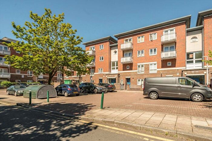 2 Bedroom Flat To Rent In Lambeth Walk, Lambeth, SE11