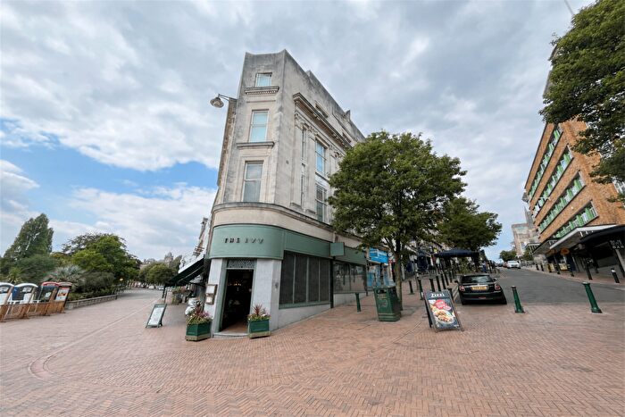 2 Bedroom Flat To Rent In Bournemouth, BH2