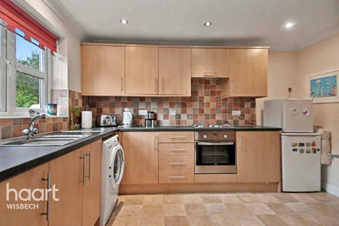 2 Bedroom Semi-Detached House For Sale In Rose Lane, Elm, PE14