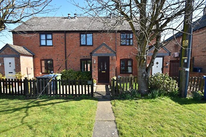 2 Bedroom Cottage For Sale In Breach Road, Grafham, PE28