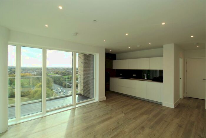 2 Bedroom Apartment To Rent In Larkin House, SE3