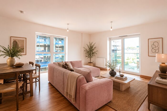 2 Bedroom Apartment To Rent In William Mundy Way, Dartford, Kent, DA1