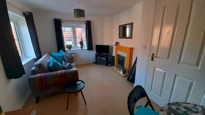 2 Bedroom Apartment To Rent In The Tollgate, Fareham, Hampshire, PO16