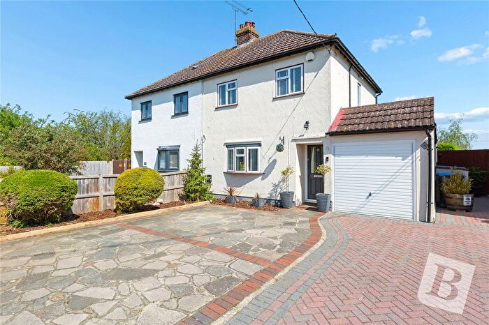 3 Bedroom Semi-detached House For Sale In Moreton Road, Ongar, Essex, CM5