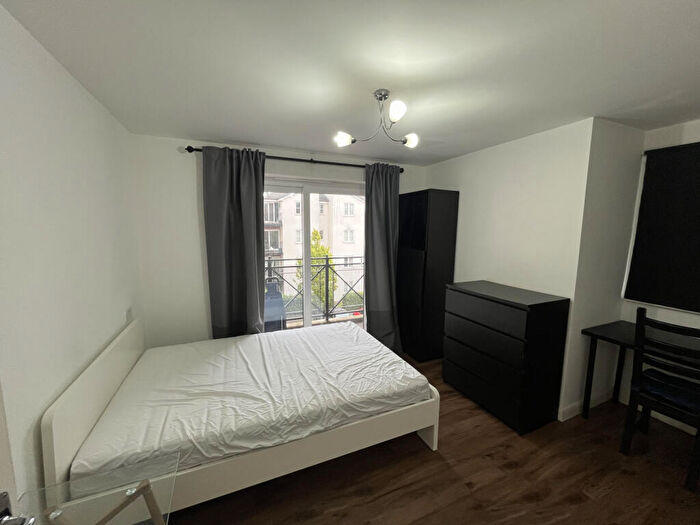 2 Bedroom Flat For Sale In Poppleton Close, Earlsdon, Coventry, CV1