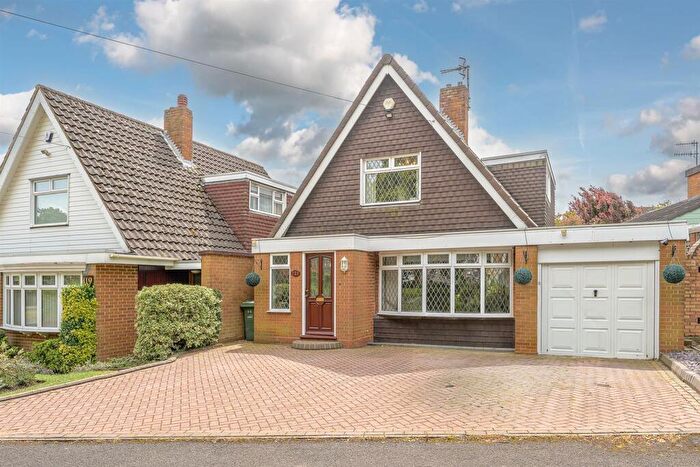 4 Bedroom Detached House For Sale In Lawnswood Road, Wordsley, Stourbridge, DY8