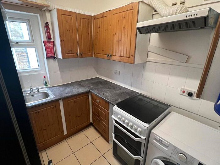 3 Bedroom Flat To Rent In Longbridge Road, Barking, IG11
