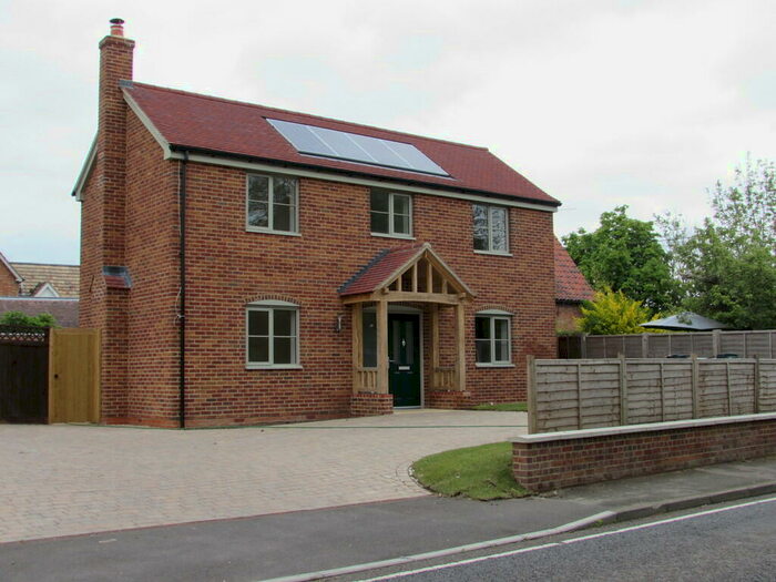 3 Bedroom Detached House To Rent In Tilbrook, PE28