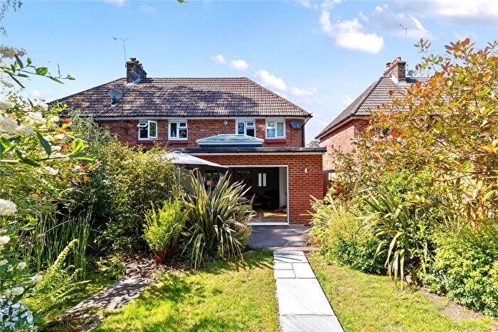 3 Bedroom Semi-Detached House For Sale In Heath Close, Hindhead, Surrey, GU26