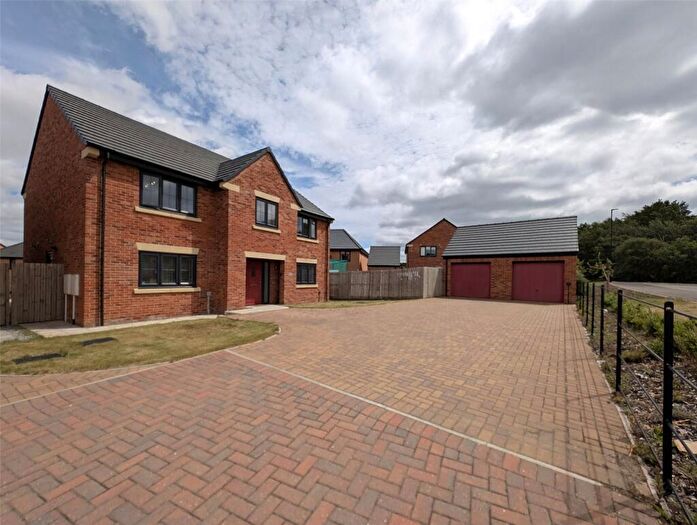 5 Bedroom Detached House For Sale In Hodgson Close, Callerton, Tyne And Wear, NE5