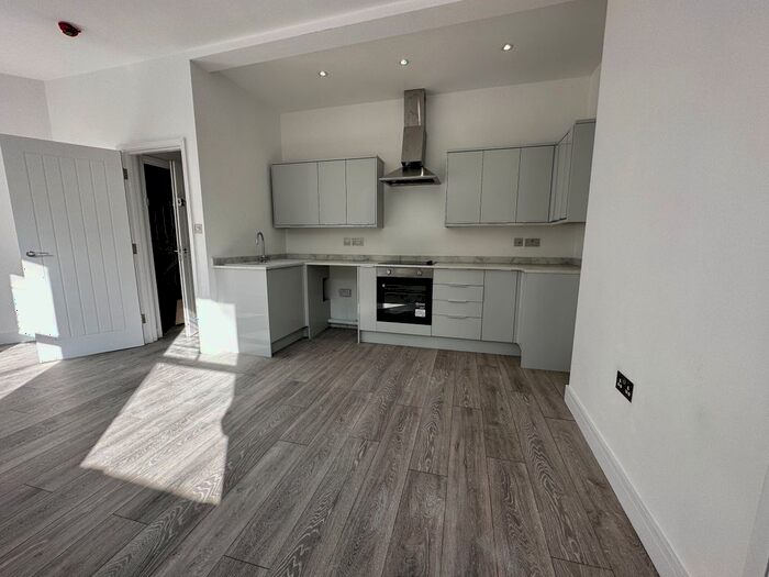 1 Bedroom Flat To Rent In Westbrook, Mill Street, Loose, Maidstone, ME15