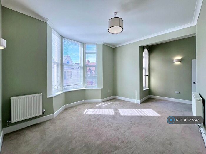 1 Bedroom Flat To Rent In Shaftesbury Road, Southsea, PO5