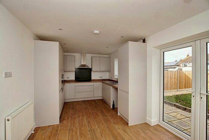 3 Bedroom Property To Rent In Apperley Close, Yate, Bristol, BS37