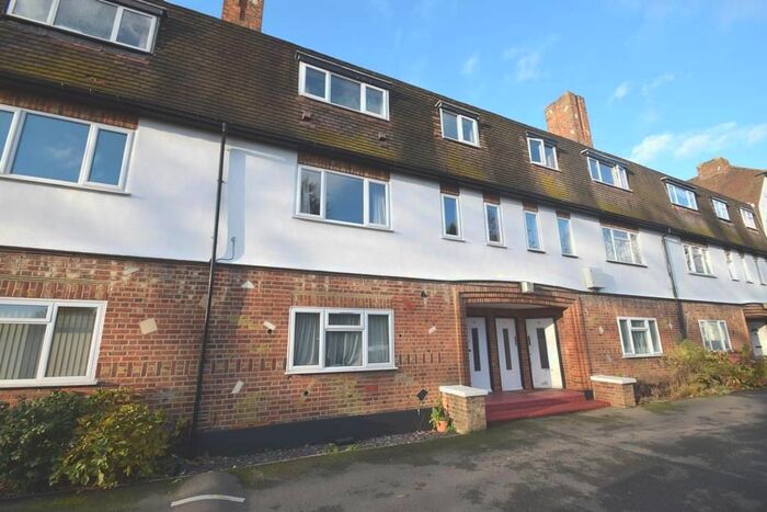 2 Bedroom Maisonette To Rent In Heath Court, Park Road, Uxbridge, UB8